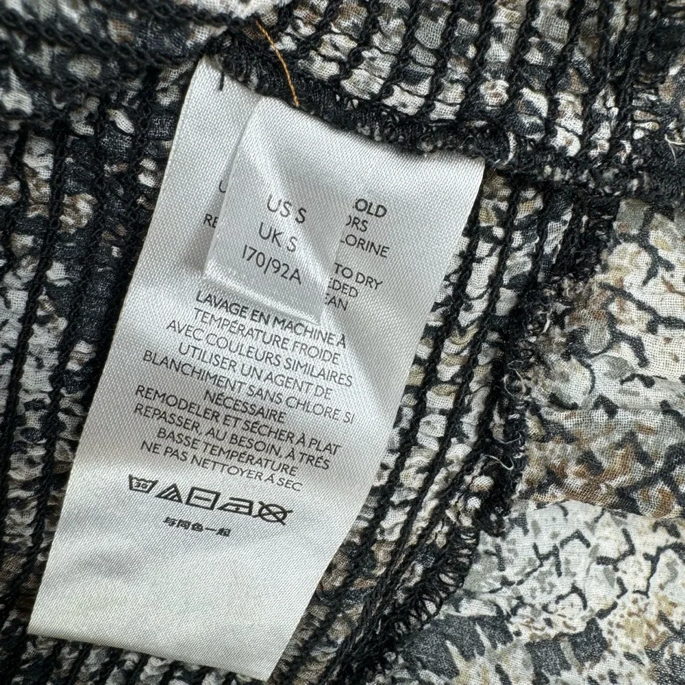 Free People Gray XOXO Blouse Snake Print Puff Sleeve Smocked Crop Top Small NWOT